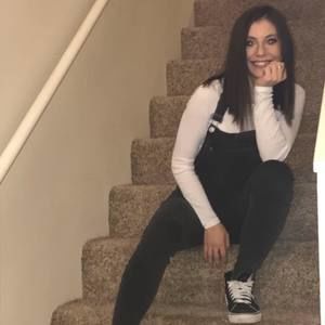 Meet your Posher, Olivia